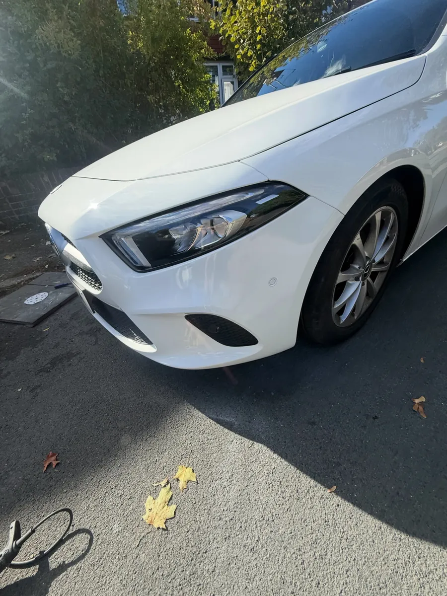 After: white Mercedes front bumper